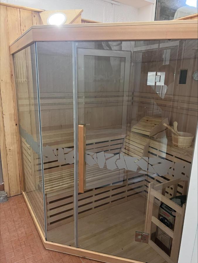 Domacija Paternoster Hotell Litija Exteriör bild