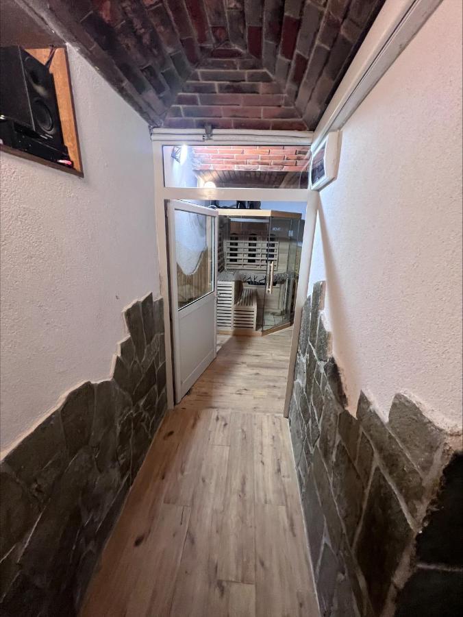Domacija Paternoster Hotell Litija Exteriör bild